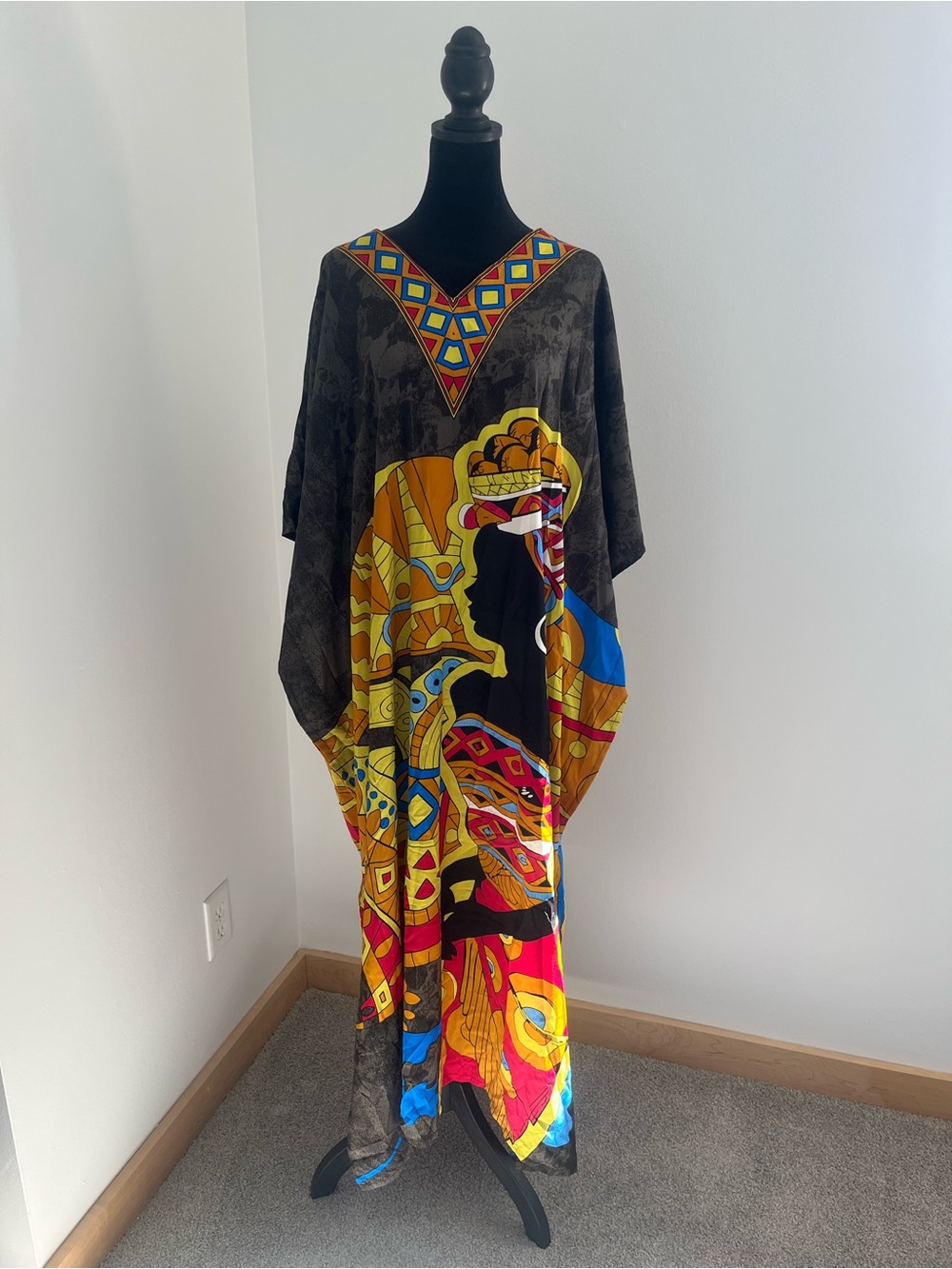 GODDESS Bold Geometric African-Inspired Women’s Kaftan